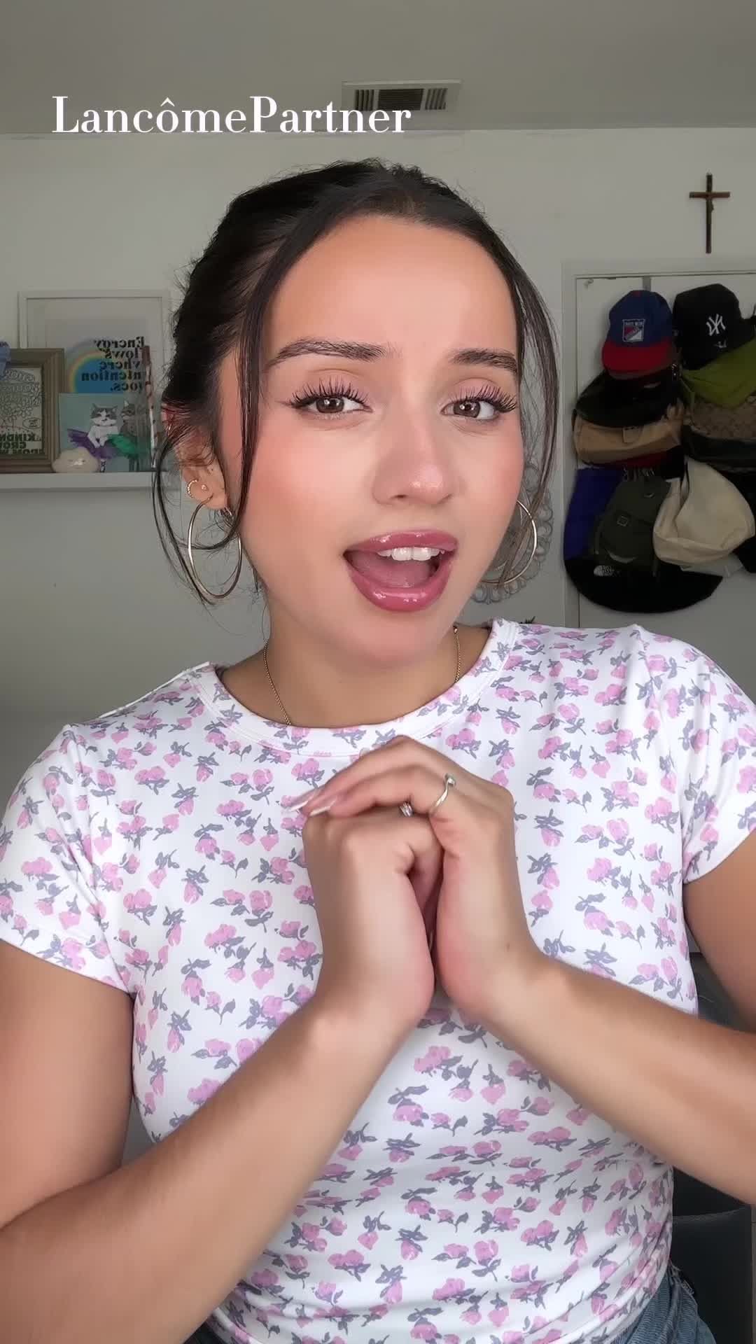 I may have found my new everyday perfume ✨ @Lancôme La Vie Est Belle Iris Absolu #LancomePartner #LavieestbelleLancome #perfumetok