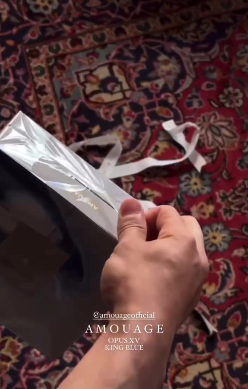 يوم الجمعة مع الجديد من أمواج 🇴🇲.                                                      #foryourpage #لاوند_مارف #CapCut #foryou #fyp #الشعب_الصيني_ماله_حل😂😂 #عطورات_رجالية                                                               #عطور_نسائيه #مكياج #fragrance #fragrance #العراق🇮🇶 #عطورات_فاخرة #عطور_امواج 