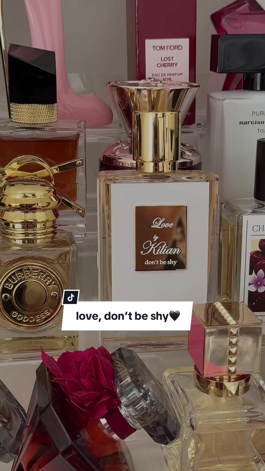 love, don‘t be shy by @KILIAN PARIS 🖤 #kilian #lovedontbeshy #fragrance #perfume #aesthetic #perfumetok #perfumetok 