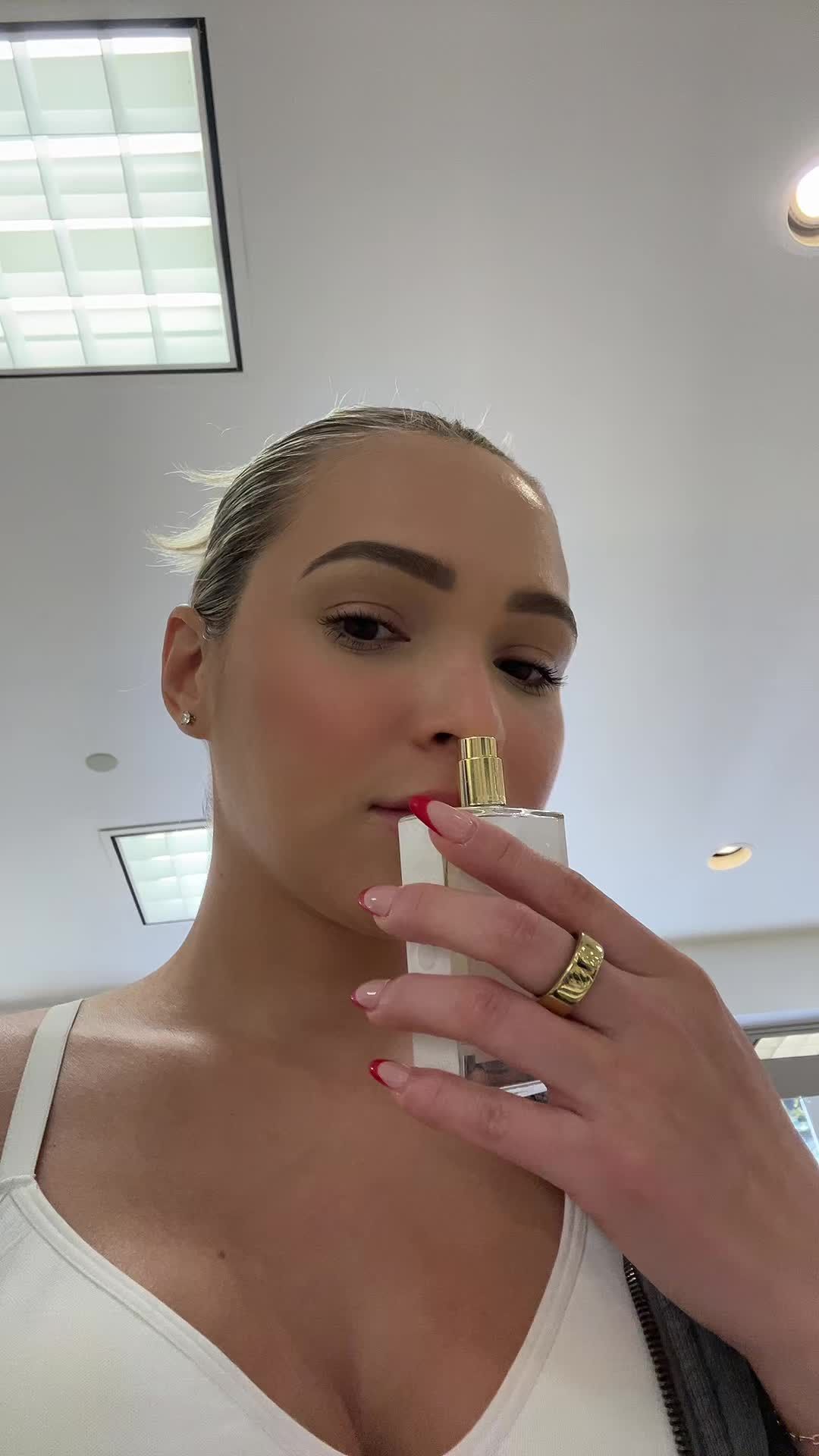 #goodgirlgonebad #perfume #perfumetiktok #perfumes 