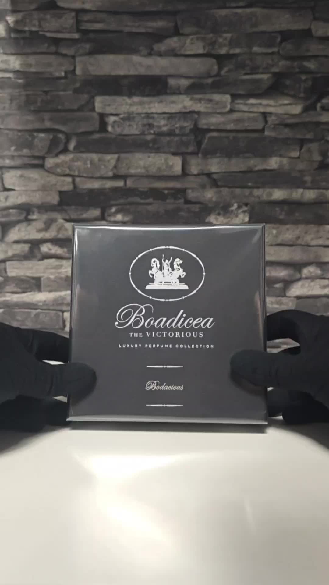 Boadicea the Victorious - Bodacious 🍒 #parfume #collection #fyp #fypage #fragrance #unboxing #parfumviral #parfum #parfumereccomended #düfte #sammler #bodacious #boadiceathevictorious 