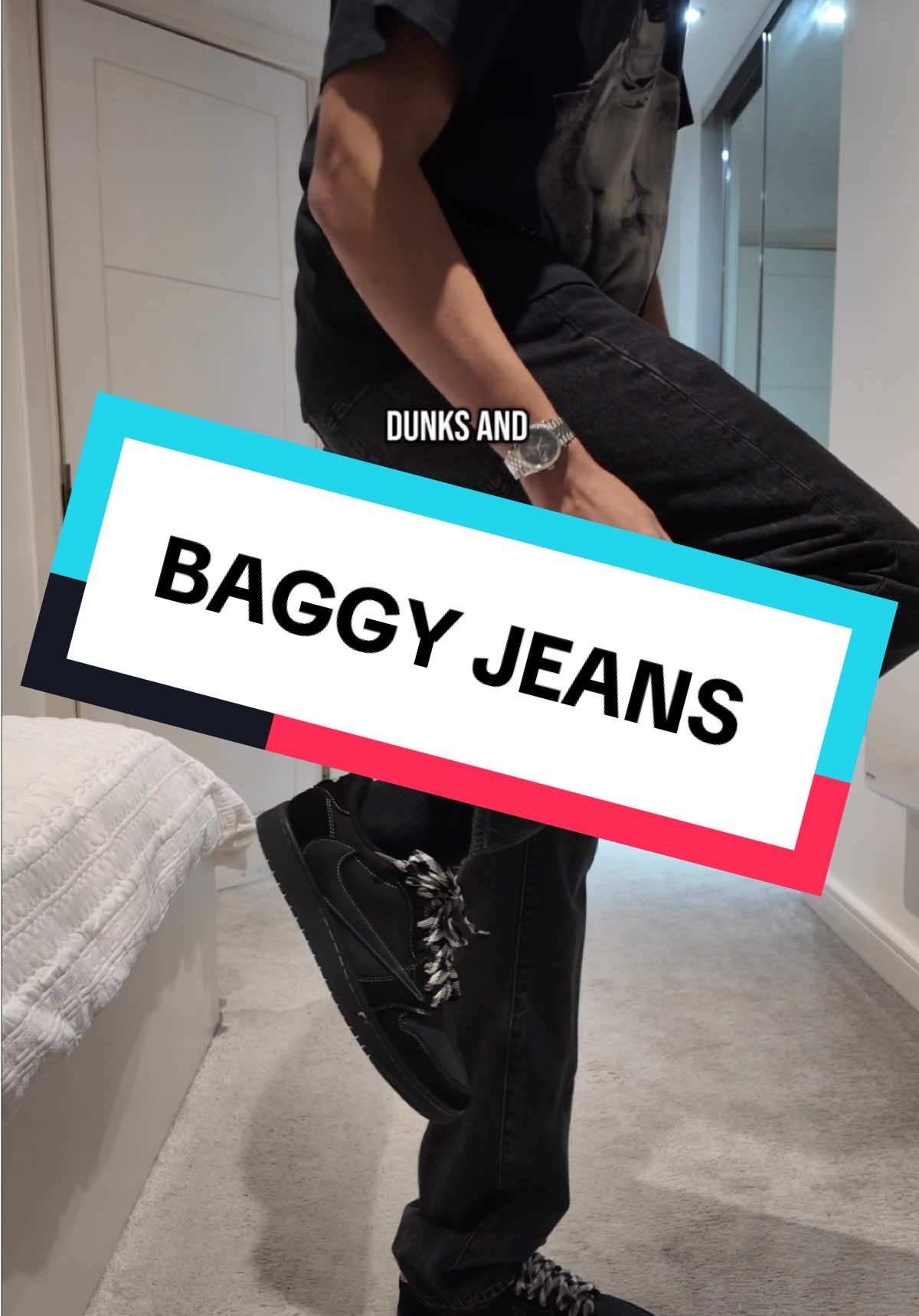 Travis on travis. These baggy jeans are unreal 🤯🤯 #baggyjeans #tiktokshop #tiktokmademebuyit #viraljeans #spotlight #travisscott #travisnike #blackphantom 