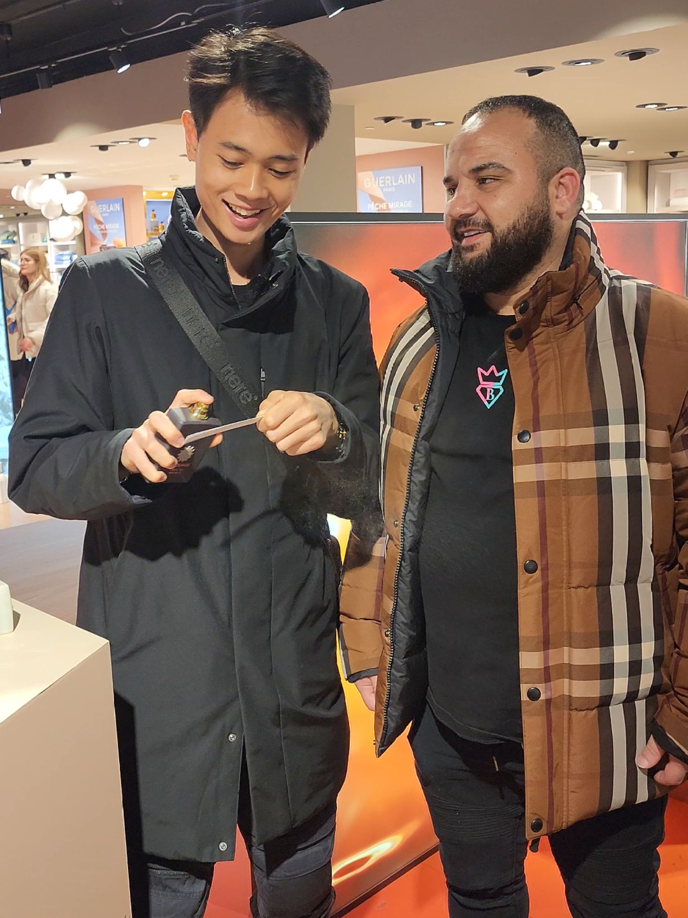 Trying my FAVOURITE Amouage Fragrance @Bujairami Perfumes #amouage #bujairami #reaction #oud #perfume #incense #cologne #fragrance #riveraedge #asian #middleeastern #italian 