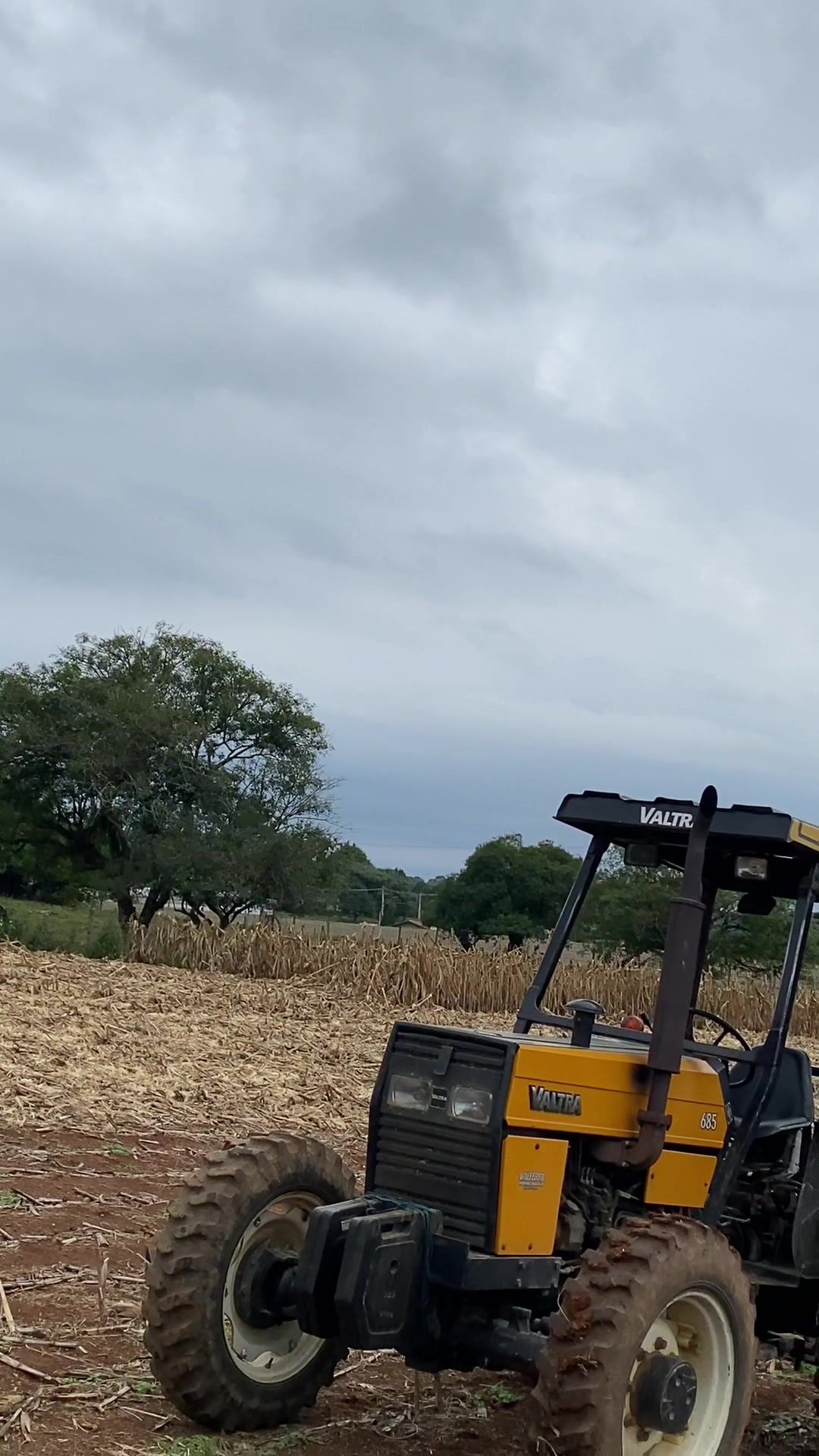 #valtra #685 #grade #agro 