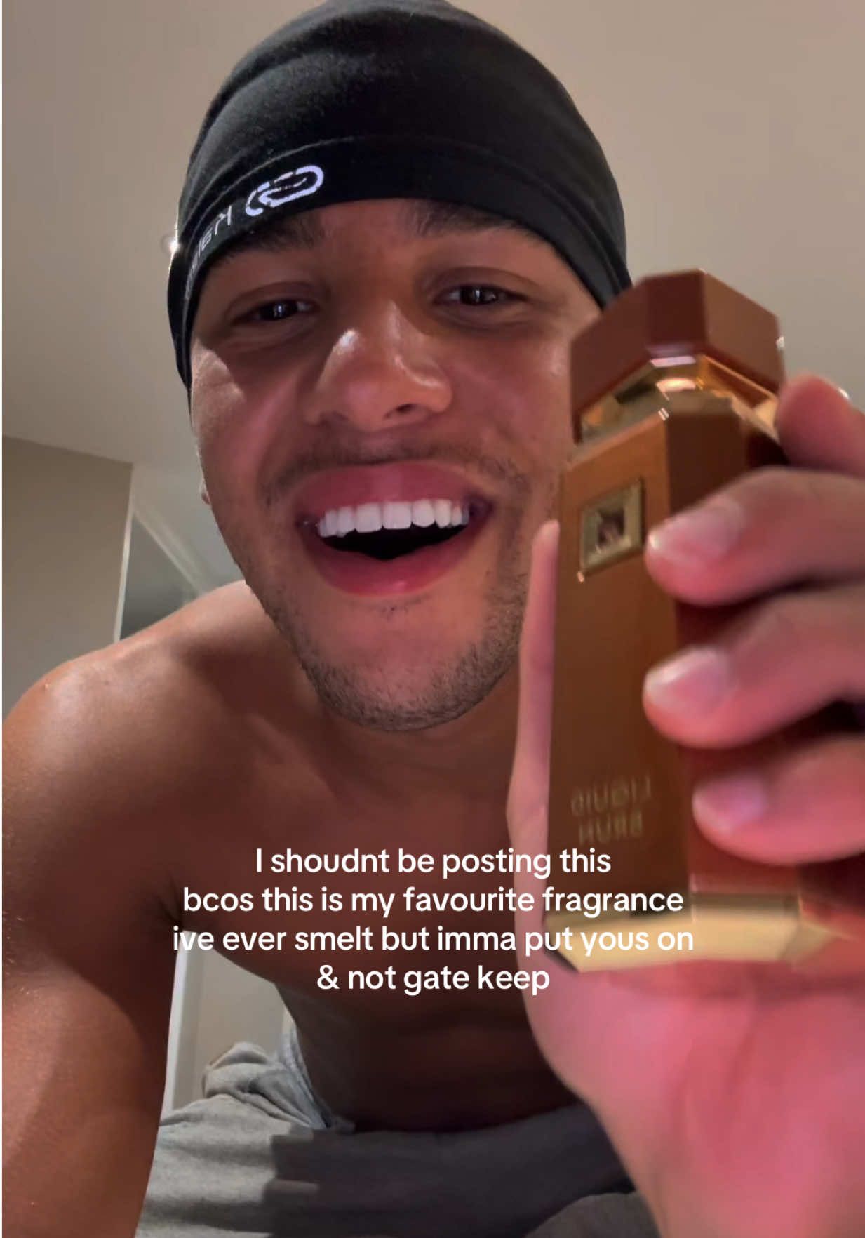 this is my personal favourite fragrance and I hesitated so much posting this but imma g for this 😖🤣 #frenchavenue #althaïr #parfumsdemarly 