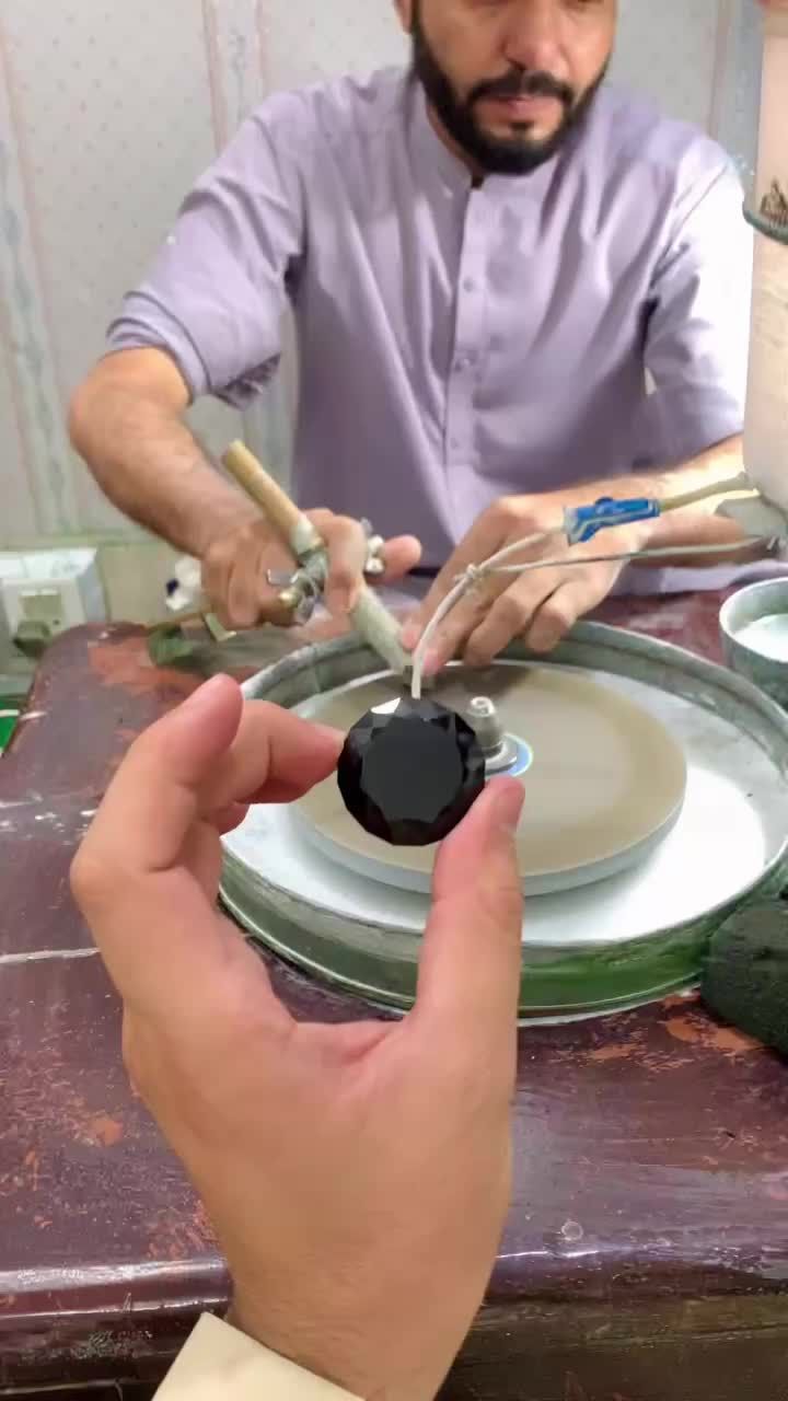 🌟Huge Size Black Tourmaline is available for S.A.L.E ! ⚖️ Weight:  185  Carats 📐 Dimensions:  34.5 × 34.5 × 25.5 mm 🌍 Worldwide Shipping ✅ PayPal Accepted 📩 Message us now for pricing and to place your order! . . . #Tourmaline #BlackTourmaline #NaturalTourmaline #TourmalineGemstone #TourmalineCrystal    