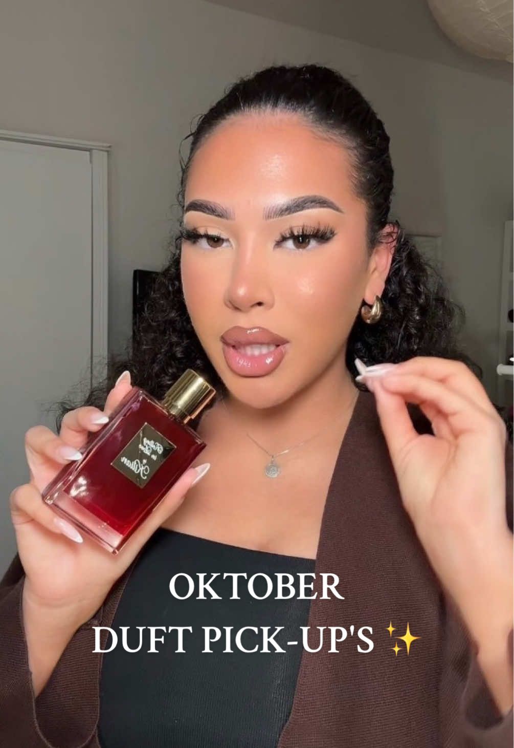 Meine neuen Komplimentmagneten für die Herbst-& Winterzeit 🤌🏽✨ @KILIAN PARIS @Jo Malone London Werbung, da PR-Paket 🫶🏽 und Danke für die süssen Worte @Iammeganriley 😭💕 #fragrancetok#fallfragrance#nichefragrance 