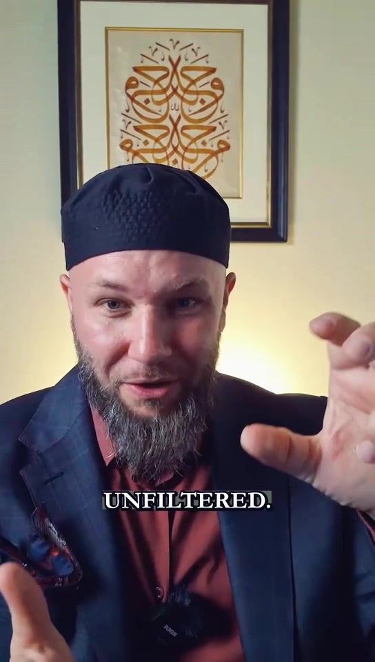 Staff member Adam Coburn reflects on the now sold out edition of Private Blend. All of our collection is small batch, artisanal and limited. Once it’s gone, it’s gone. www.ensaroud.com  #oud #perfume #ensaroud #musk #agarwood 