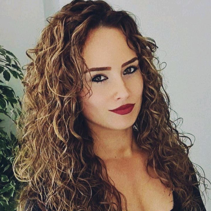 CurlyFragrance profile picture