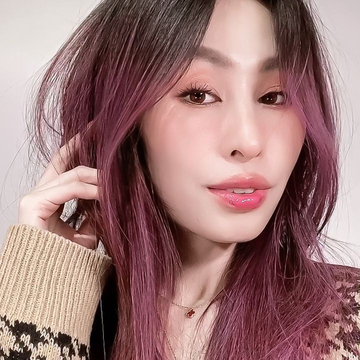 TJ | CBeauty+fragrance profile picture