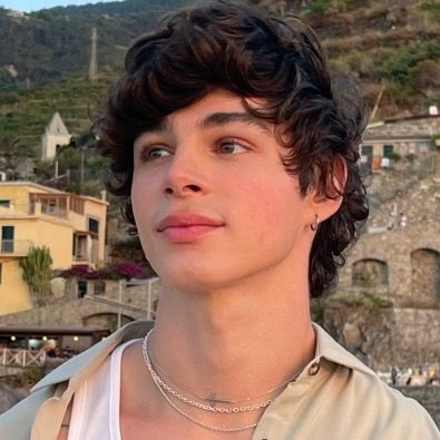 Pierre profile picture