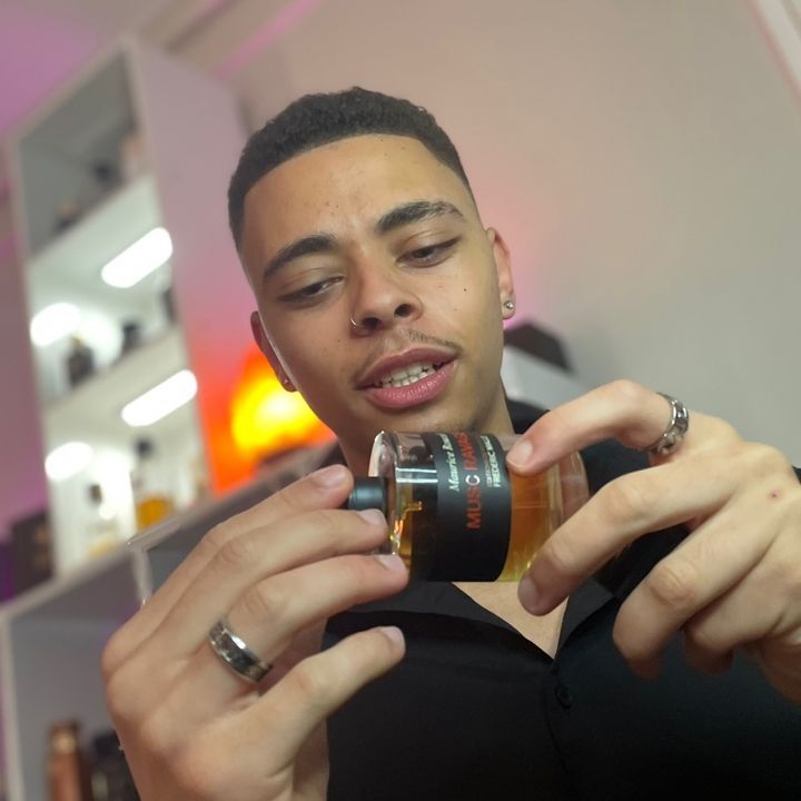 PerfumePersona profile picture