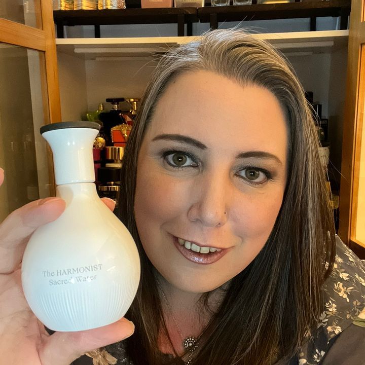 Heather - Fragrance Fanatic 💕 profile picture