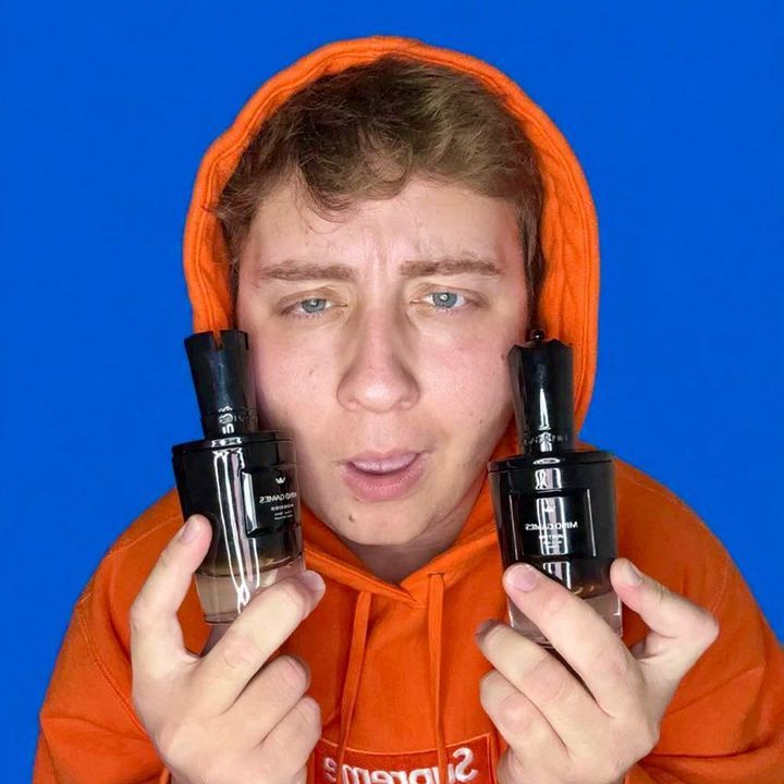 ComedicScents profile picture