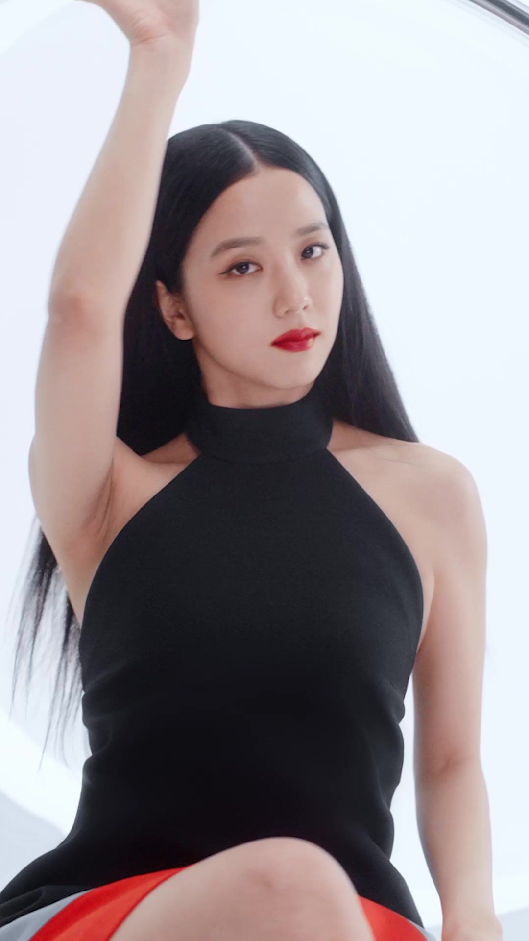 “The #DiorAddict reveals new shades with dazzling shine and four iconic new cases. Iconic and radiant like Jisoo“ highlights @Peter Philips Creative and Makeup Director for Dior Makeup.     #DiorBeauty #DiorMakeup #DiorAddict