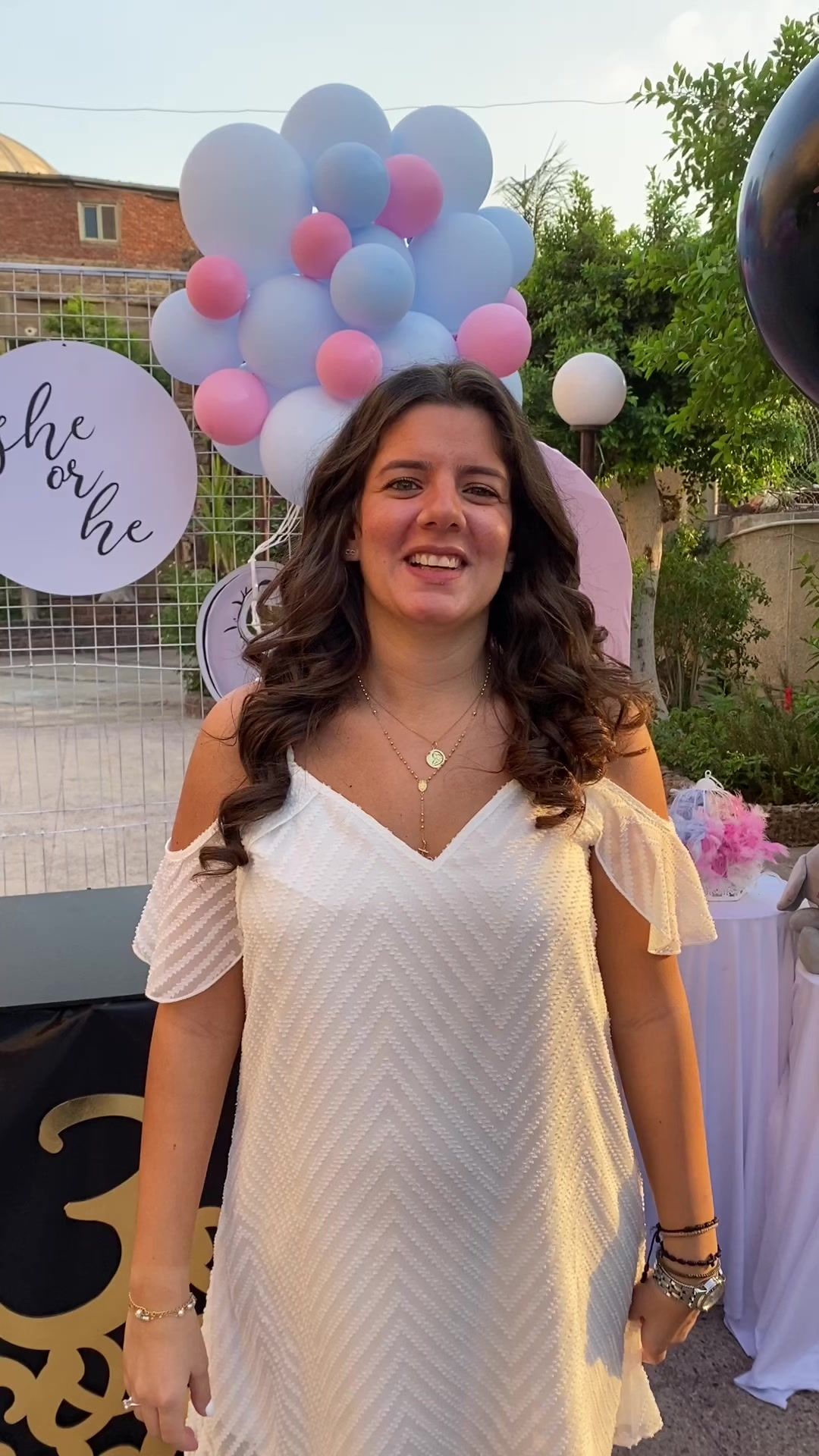 𝗚𝗼𝗱 𝗯𝗹𝗲𝘀𝘀 𝘁𝗵𝗶𝘀 𝗰𝘂𝘁𝗲 𝗙𝗮𝗺𝗶𝗹𝘆🤍🤍 𝗚𝘂𝗲𝘀𝘀 𝘁𝗵𝗲 𝗴𝗲𝗻𝗱𝗲𝗿💖💙 #starrynightsevents #starryevents #starrybride #genderreveal 