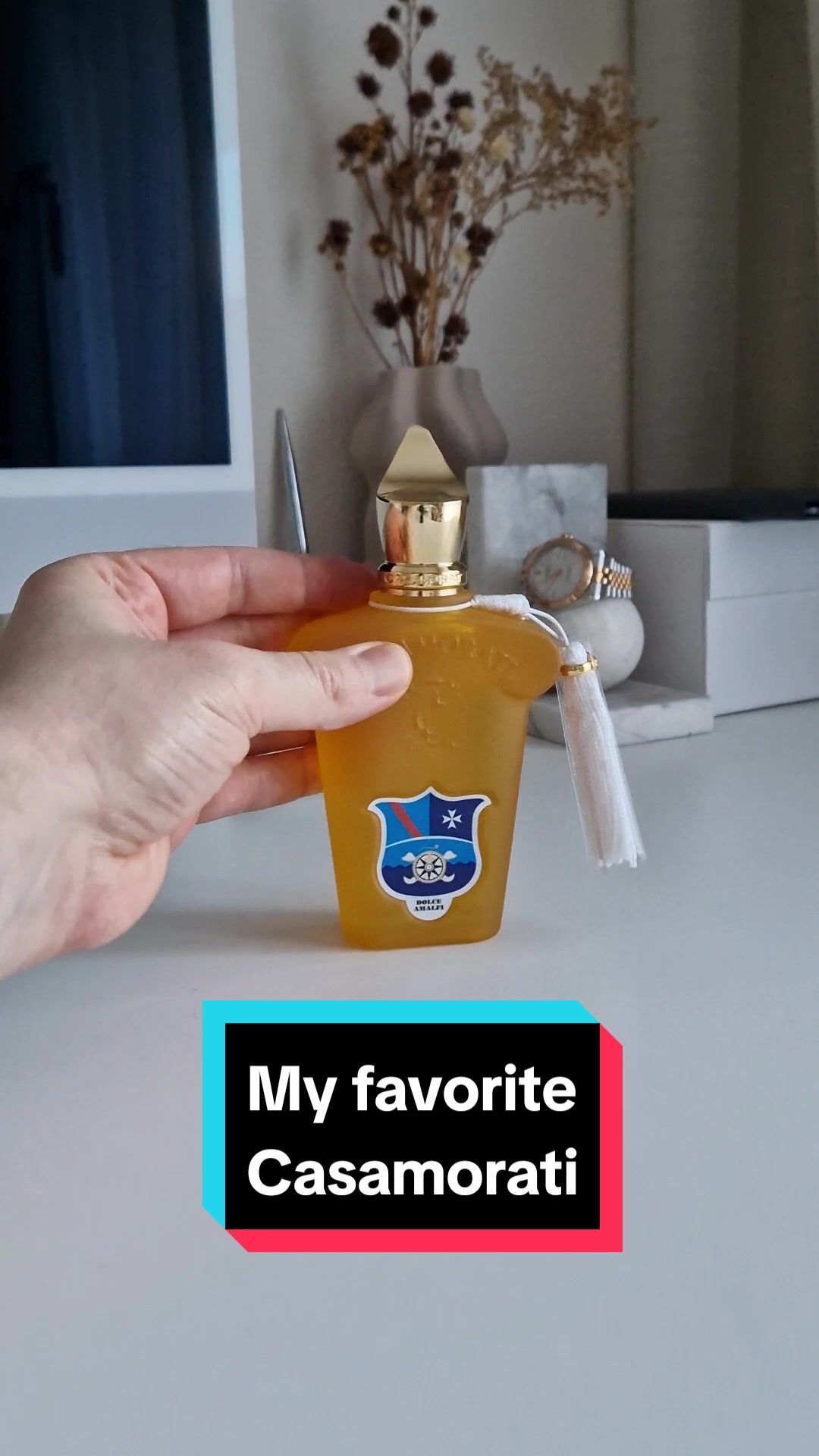 Dolce Amalfi by Casamorati! I love this one so much! The quince is just so juicy! You can get this for the best price at nichegallerie.com! Use the link in my bio! @Niche Gallery #nicheperfume #nicheperfumes #nicheparfum #nicheparfums #nichefragrance #nichefragrances #eaudeparfum #extraitdeparfum #parfum #perfume #fragrance #scentoftheday #fyp #smellgood #smellgreat #luxuryperfume 