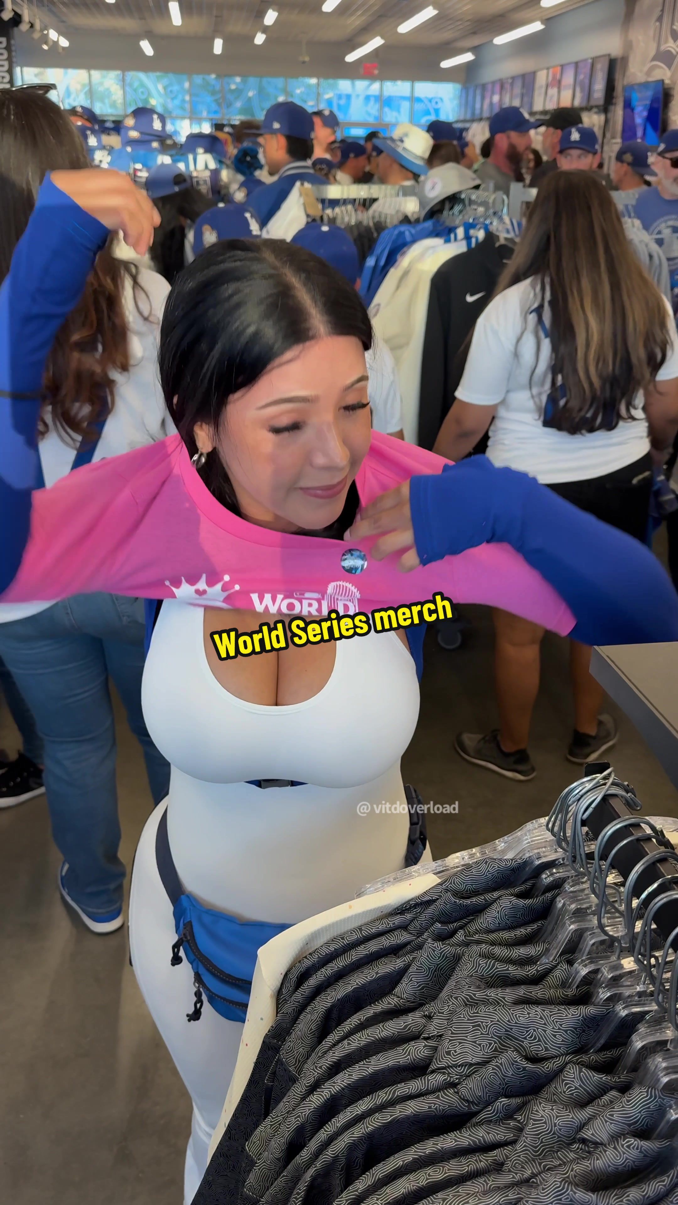 Had to get some new merch and ofc this shirt fit perfectly! #worldseries #foryou #viral #fyp #dodgerstadium 