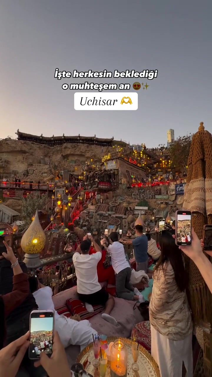 #kapadokya #keşfetteyizzz #keşfetbeniöneçıkar #cappadociaturkey #cappadocia #nevşehir #nevşehir50 #uchisar #keşfetbeni #tiktokviral #öneçıkart #keşet #öneçıkar 