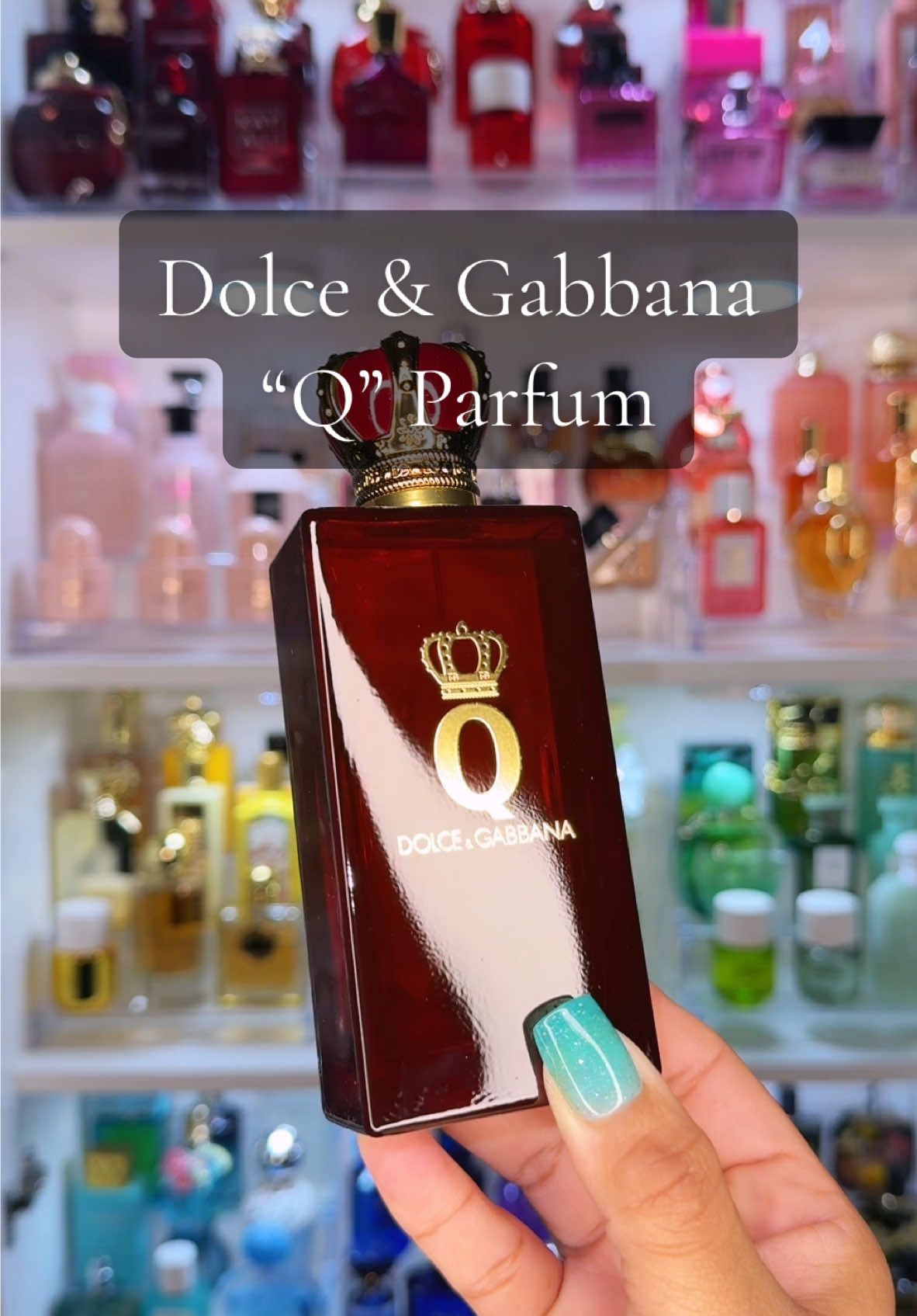 Now this is a cherry perfume 😍 To me, this is a cherry scent that doesn’t give me those cough syrup vibes. The cherry is a sweet and tart cherry, while the vanilla adds a beautiful sweet warmth. This would be a perfect date night perfume, really special 🥰 #dolceandgabbana #dolcegabbana #qparfum #cherry #cherryperfume #fragrance 