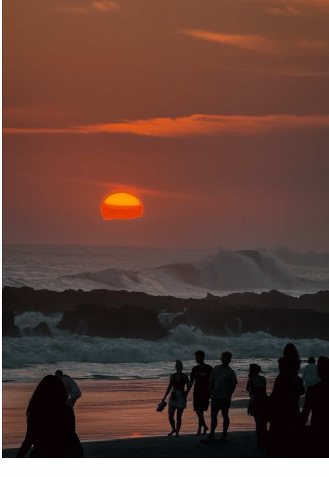 📍Canggu, Bali 🇮🇩 Every sunset is different, especially in Bali  #CangguSunset #BaliVibes #BeachSunset #ParadiseViews #GoldenHourMagic