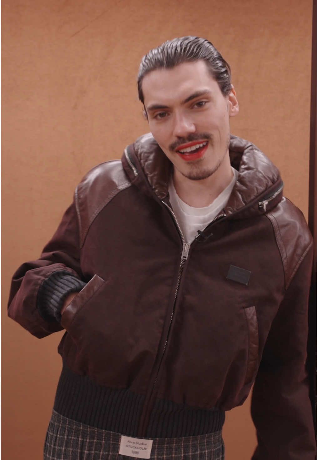 Lyas interviewing a lot of celebrities, including himself. #AcneStudios #SS26 show @lyas, @Robyn, @SHYGIRL, @Gigi Goode, @ravyn lenae, @Symone, @LUCKY LOVE 