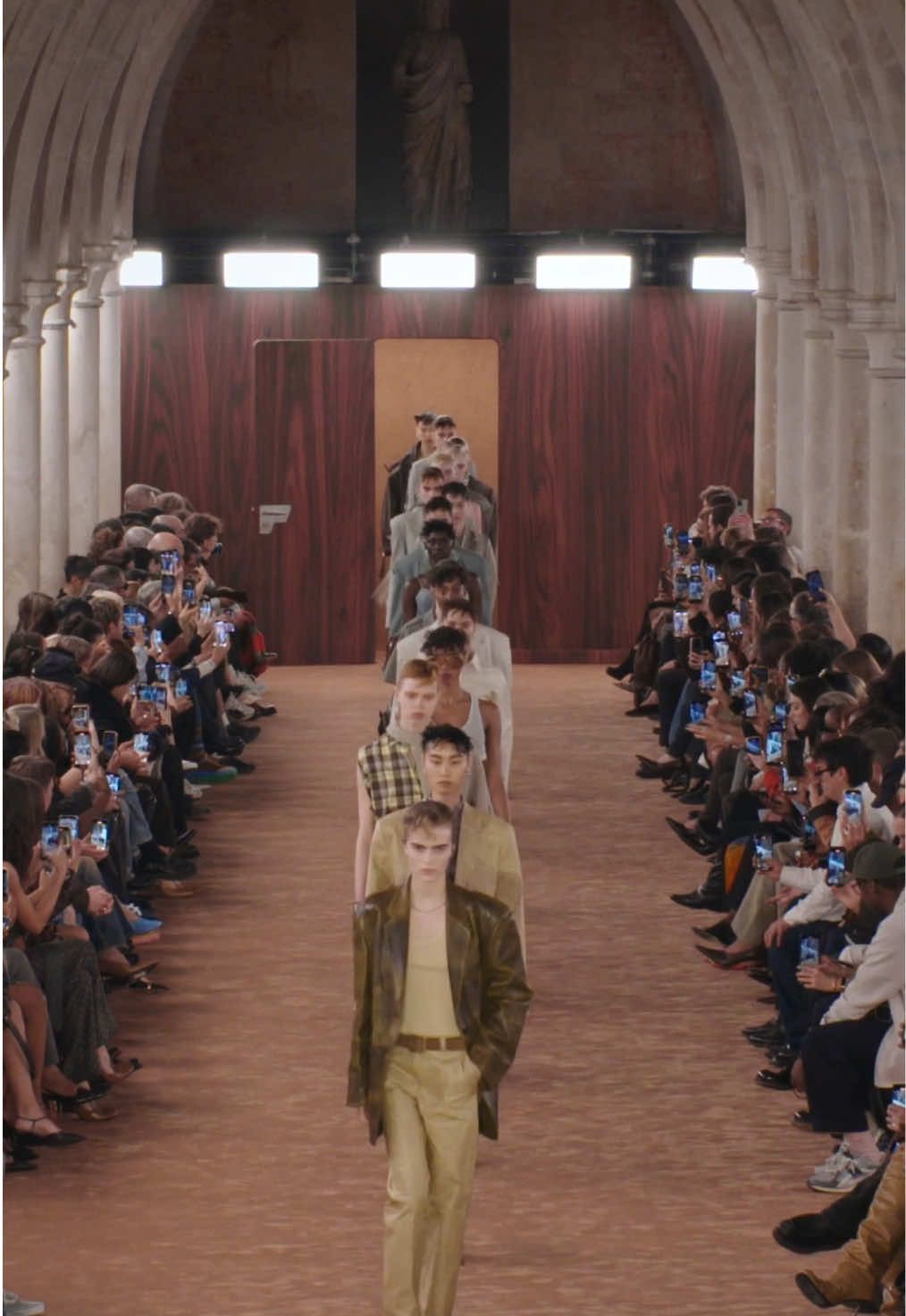 Closing out the #AcneStudios SS26 show.   Music score by @Robyn for Acne Studios, arranged by Robyn and Patrik Berger