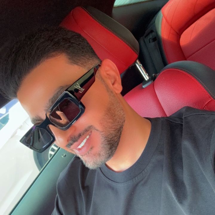 yazeed bin Akef يزيد بن عاكف profile picture